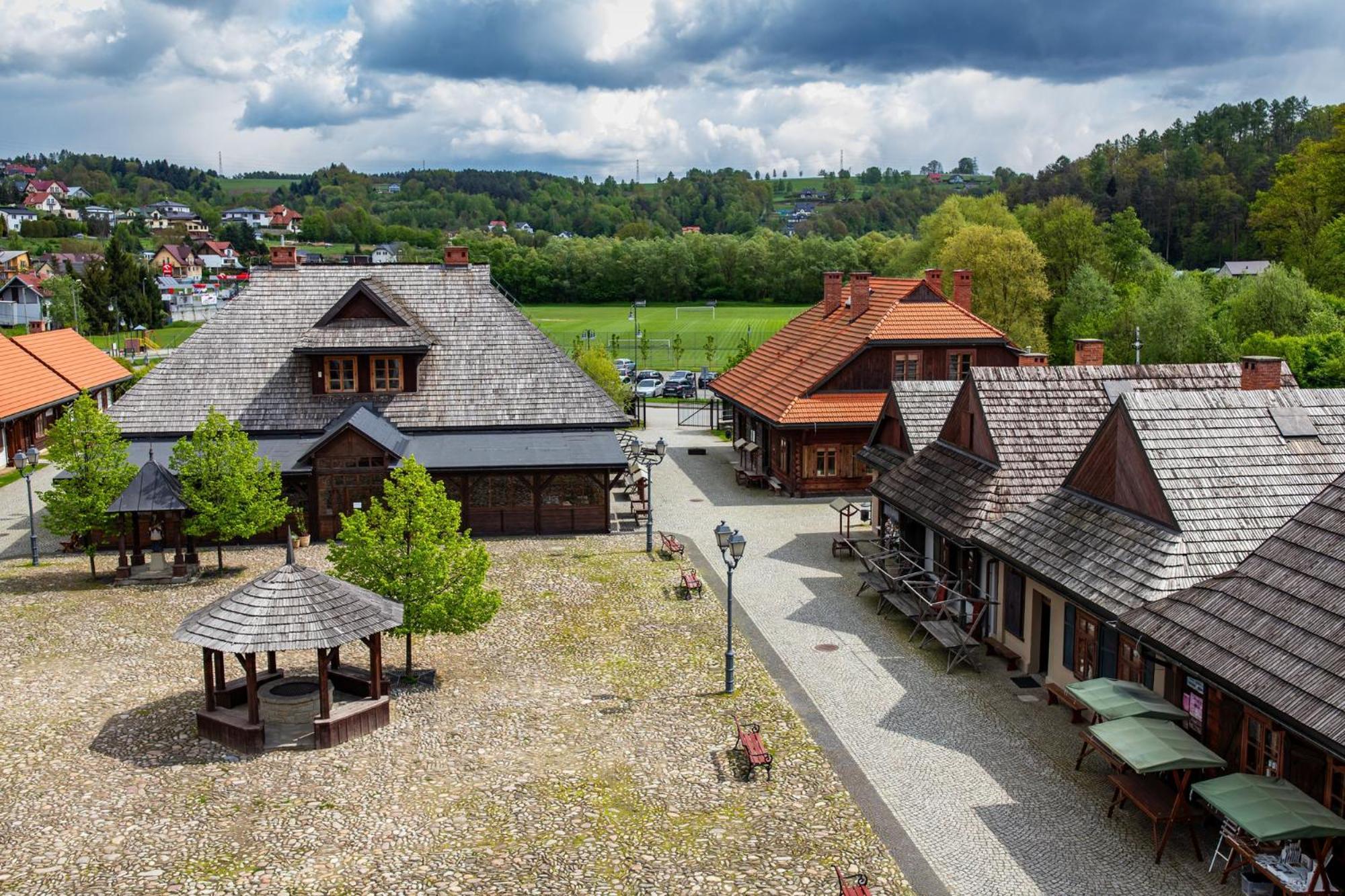 Nova.Galicja Hotel Nowy Sacz Exterior photo